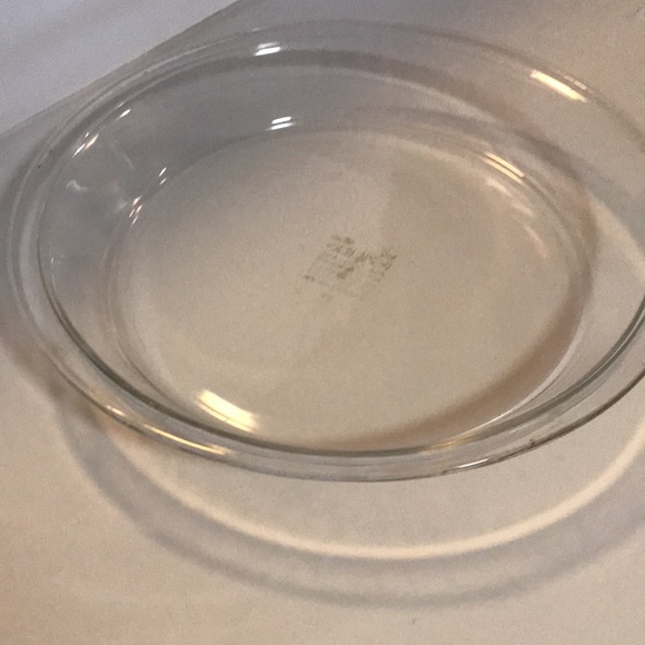 Pyrex - round - 210 - for oven and microwave no stove top or broiler. 25cm - Picture 4 of 11